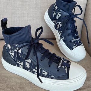 Dior sneakers. 38/5 size. Authentic